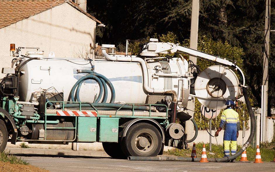 tuyau débouche canalisation Gonesse